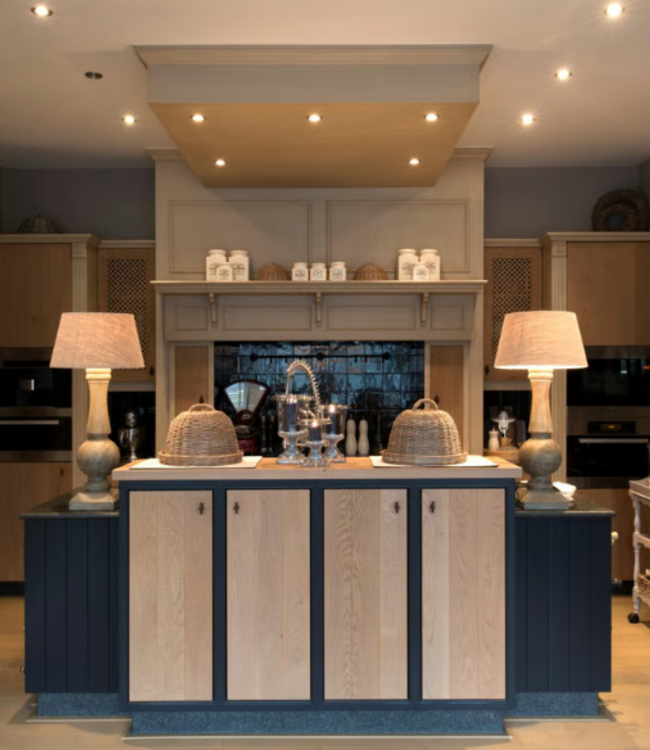 Dauby STUK MEUBELKNOP BT Chemin de Fer ROEST (RC)