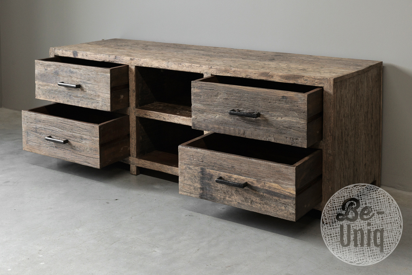 Be-Uniq TV-Dressoir | Oud Hout | Limited Edition | L160 cm