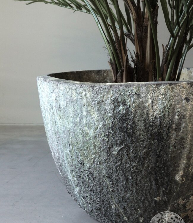 Be-Uniq Oude pot gietijzer | India | H51 cm