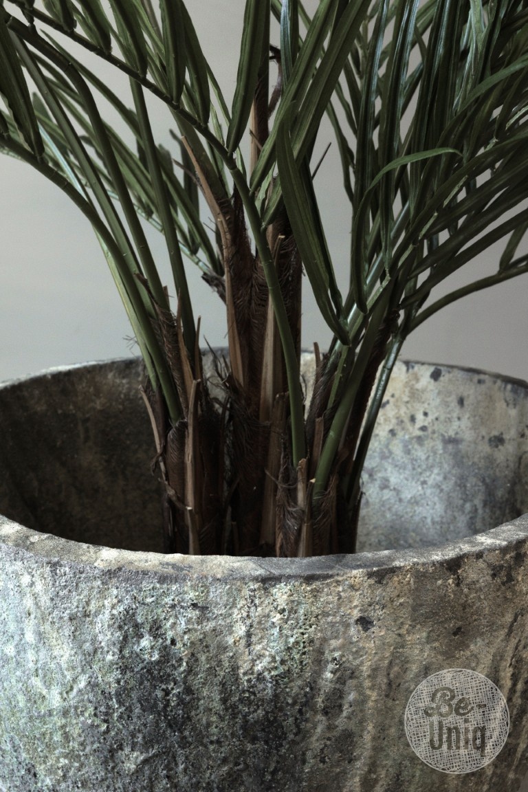 Be-Uniq Oude pot gietijzer | India | H51 cm