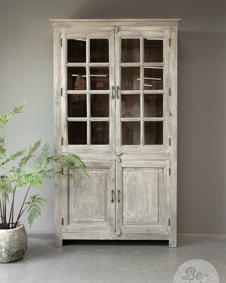 Be-Uniq Oude vitrinekast | India | H228 cm