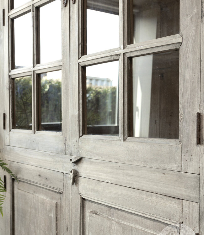 Be-Uniq Oude vitrinekast | India | H228 cm