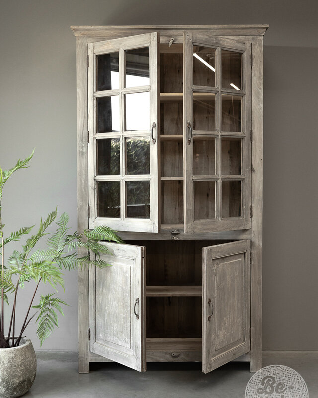 Be-Uniq Oude vitrinekast | India | H228 cm