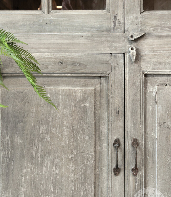 Be-Uniq Oude vitrinekast | India | H228 cm