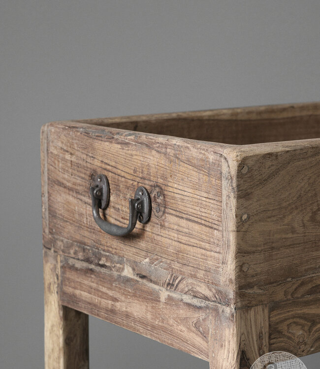 Be-Uniq Oud displaytafeltje | India | H70 cm