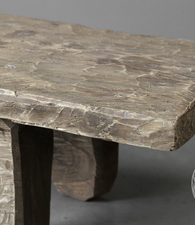 Be-Uniq Oude Naga salontafel | H40 cm
