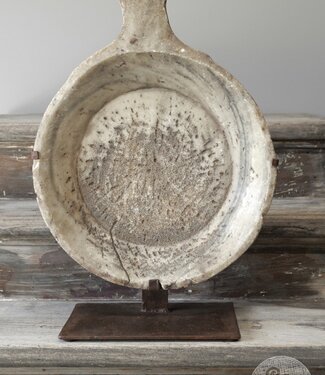 Be-Uniq Antieke Schaal Op Standaard | Marmer | H60 cm | Nr 2