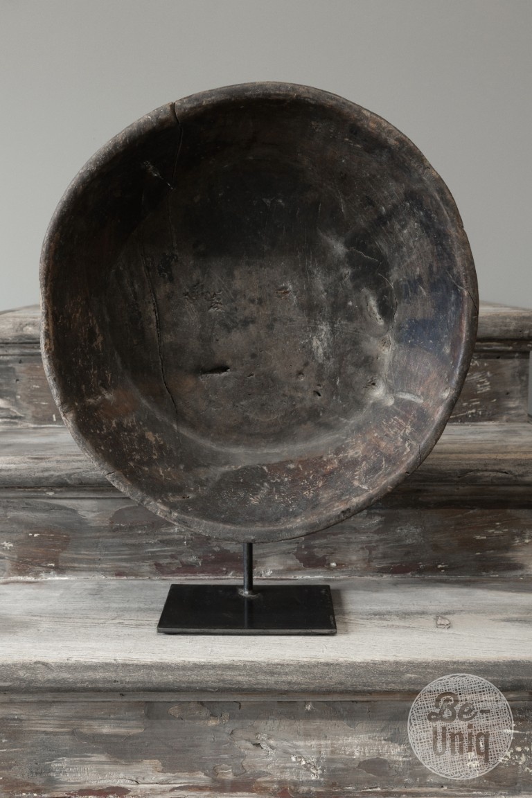 Be-Uniq Antieke Schaal Op Standaard | Marmer | H60 cm