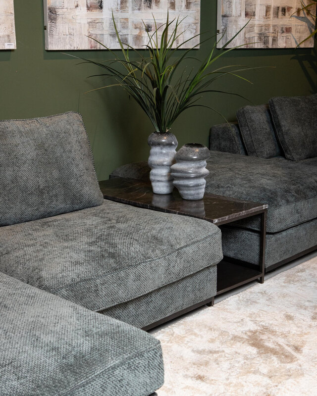 PTMD Laco Brown bijzettafel met marmeren blad en taupe metalen frame.