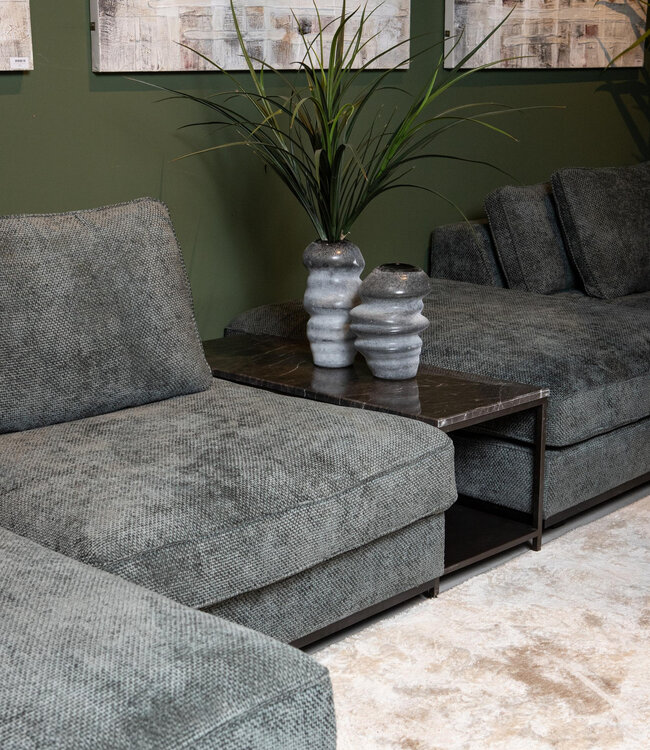 PTMD Laco Brown bijzettafel met marmeren blad en taupe metalen frame.