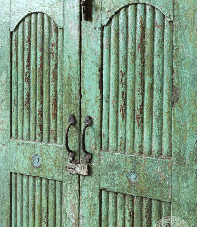 Be-Uniq Oud kastje | India | H120 cm