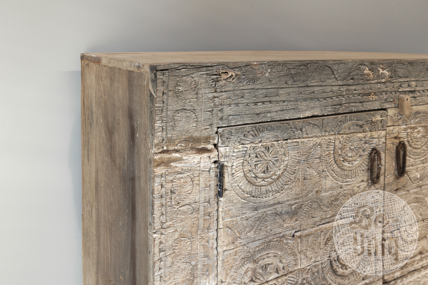 Be-Uniq Oud dressoir snijwerk | India | H78xB121xD40