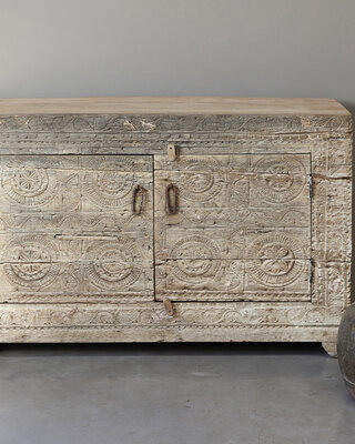 Be-Uniq Oud dressoir snijwerk | India | H78xB121xD40