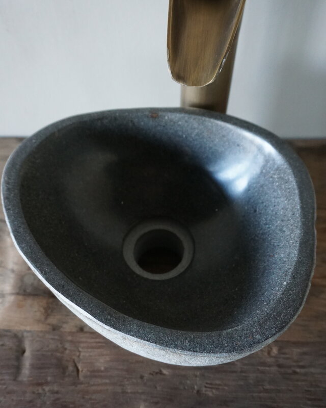 Rene Houtman Kleine Stenen Waskom + Spoelgat | Nr 2 | H13 x B24 x D22 cm