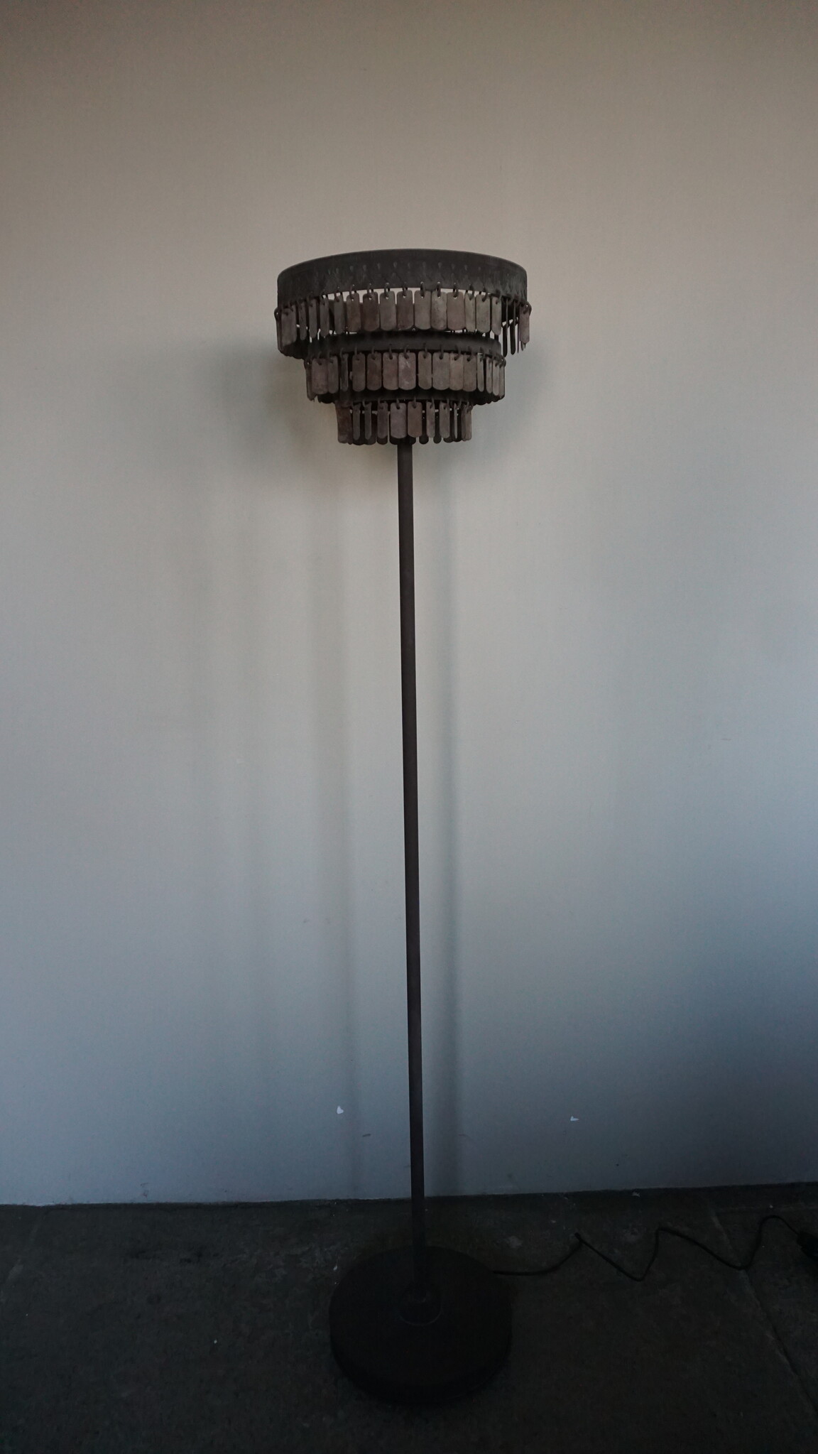 Rene Houtman Vloerlamp Hugo | Metalen Schijfjes | H150 x D30 cm