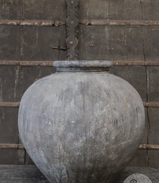 Be-Uniq Verweerde Indonesische Pot | H40 x D61 cm