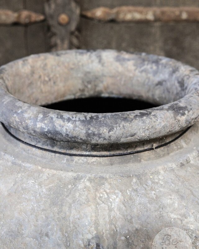 Be-Uniq Verweerde Indonesische Pot | H40 x D61 cm