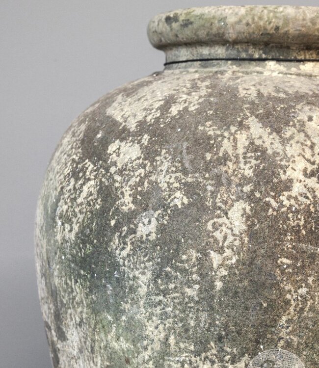 Be-Uniq Verweerde Indonesische Pot | H82 x D60 cm