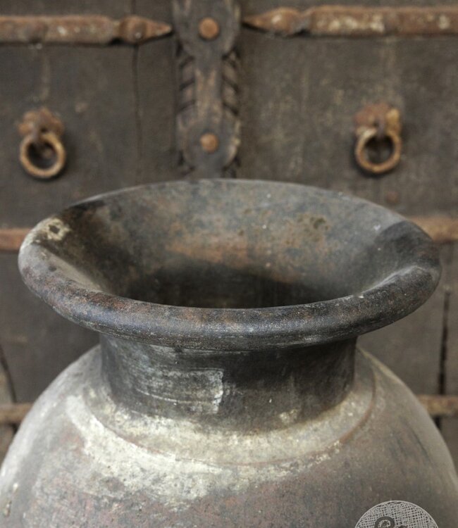 Be-Uniq Verweerde Indonesische Pot | H49 x D36 cm