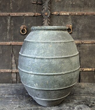Be-Uniq Verweerde Indonesische Pot | H50 x D40 cm