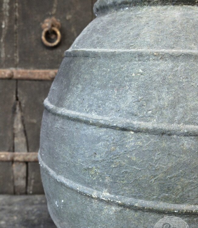 Be-Uniq Verweerde Indonesische Pot | H50 x D40 cm