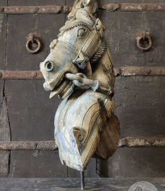 Be-Uniq Antiek Paard Op Standaard | H58 x B16 x D25 cm