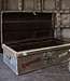 Be-Uniq Oude Metalen Koffer | India | H25 x B71 x D39 cm