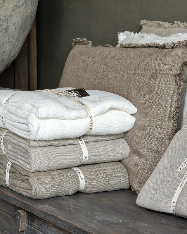 Luksa Home Collection Plaid/Tafelkleed Azra | Off-White | 2 Maten