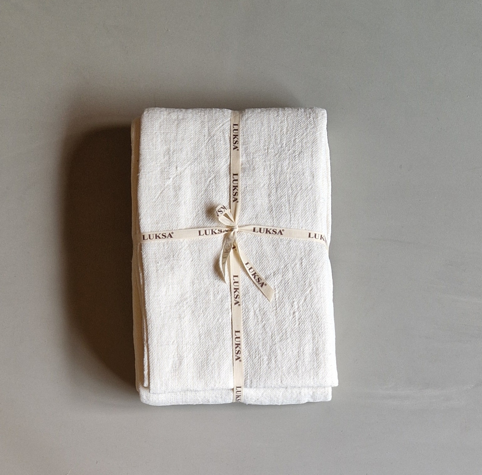 Luksa Home Collection Plaid/Tafelkleed Azra | Off-White | 2 Maten