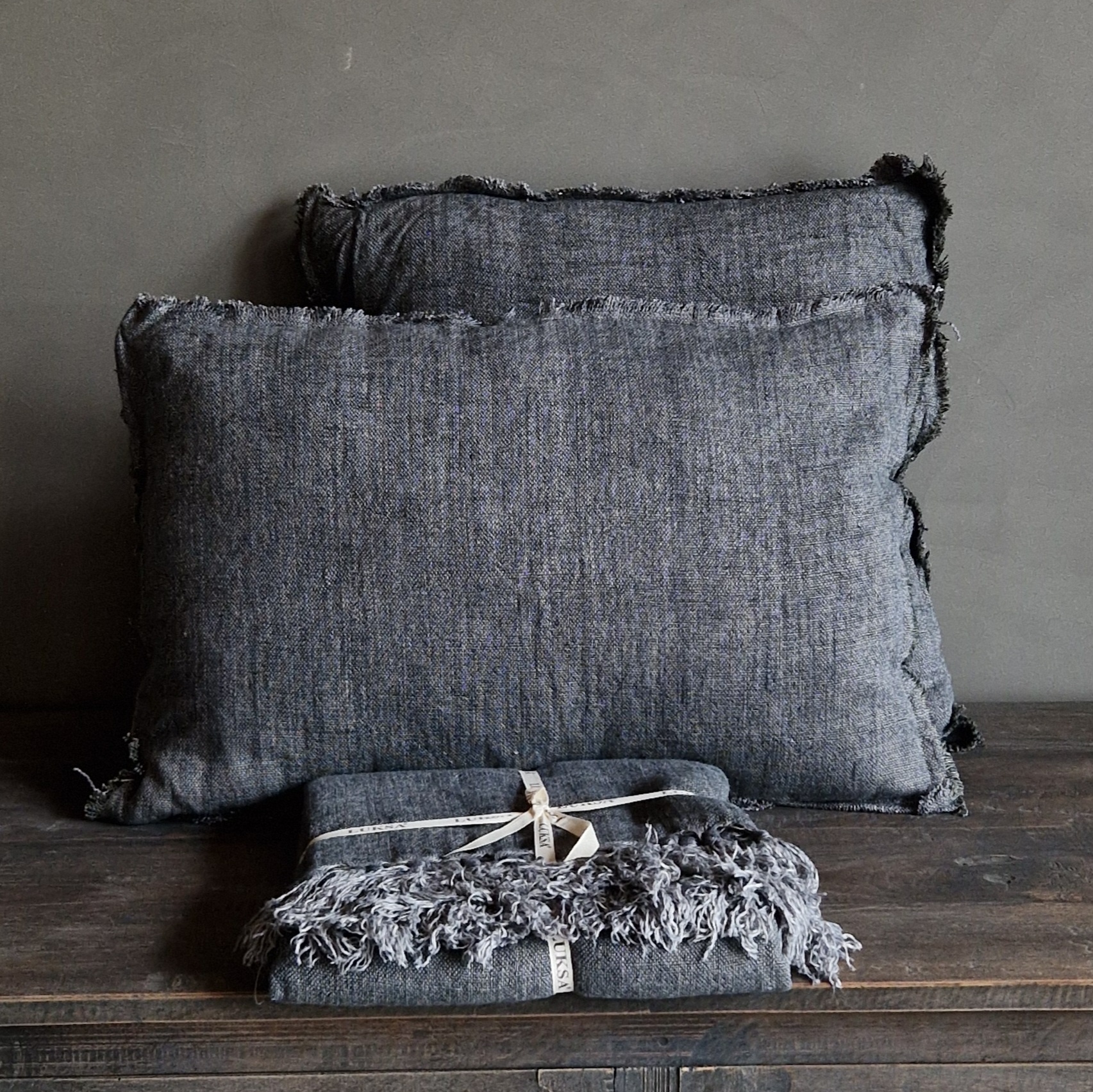 Luksa Home Collection Linnen Plaid Sana | Bruingrijs | 130 x 170 cm