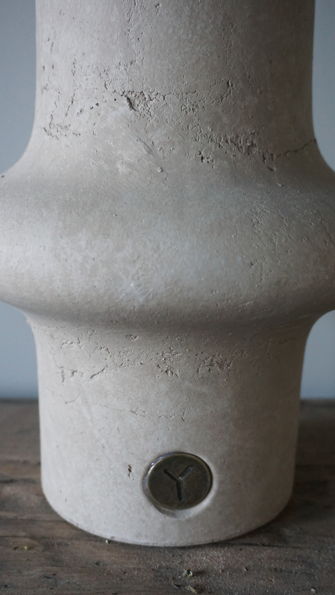 Brynxz Vaas Cylinder Edge | Majestic Taupe | H37xD23 cm