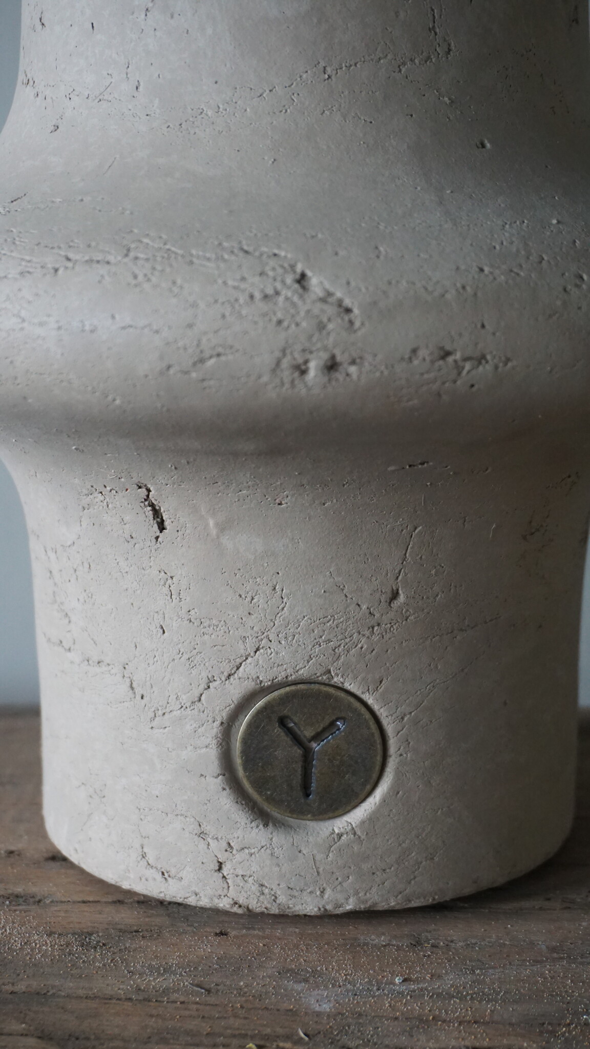 Brynxz Vaas Cylinder Edge | Majestic Taupe | H33xD21 cm