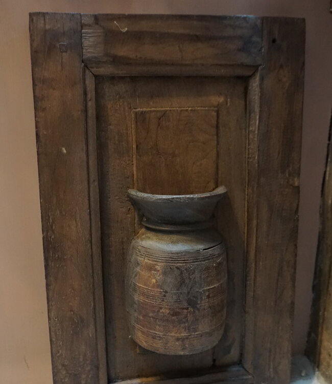 Rene Houtman Wandpaneel Met Vaas/Kruik | Houten Lijst | H52,5xB32,5 cm