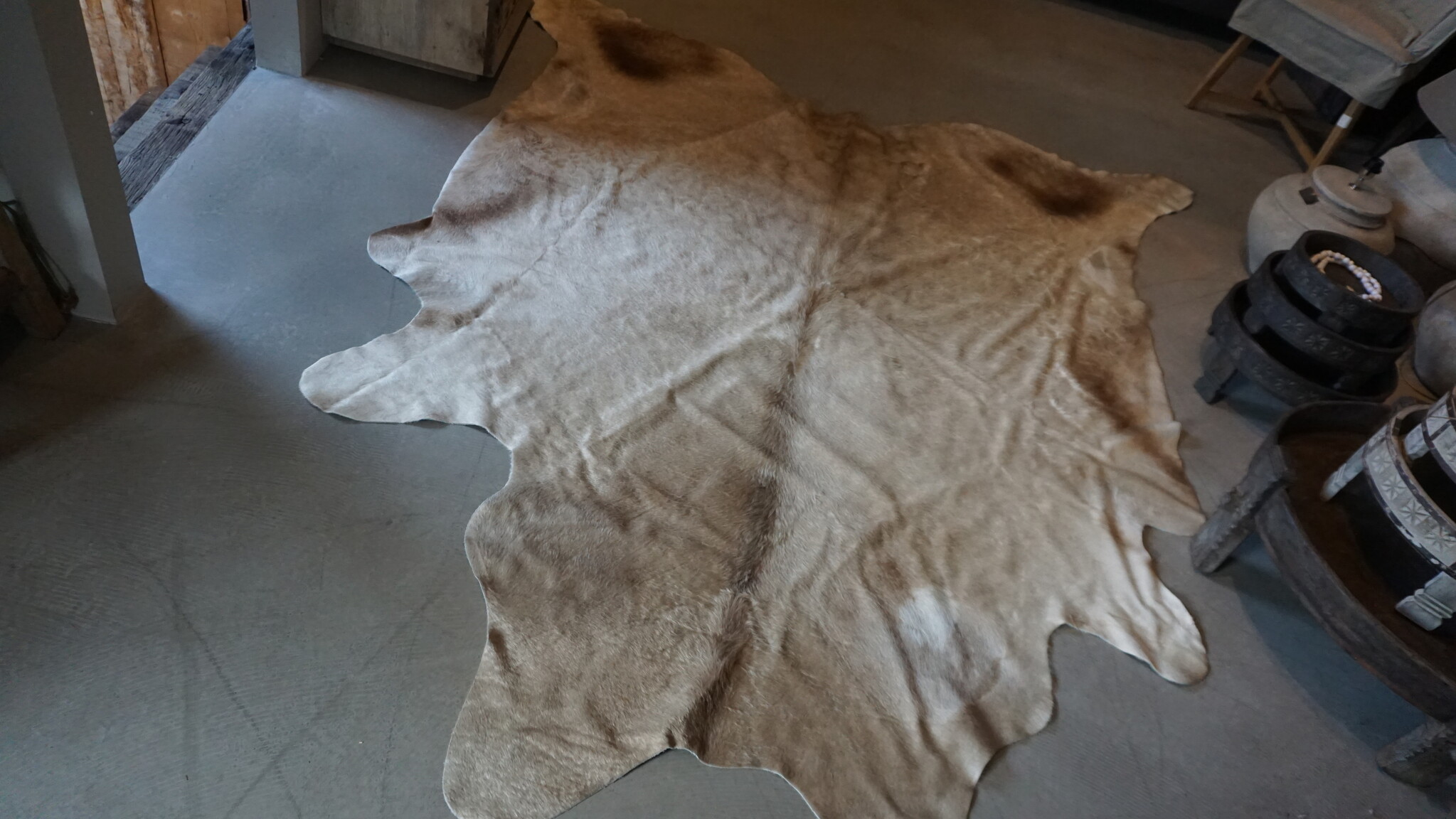 Rene Houtman Koeienhuid Vloerkleed | Beige | L250 x B232 cm