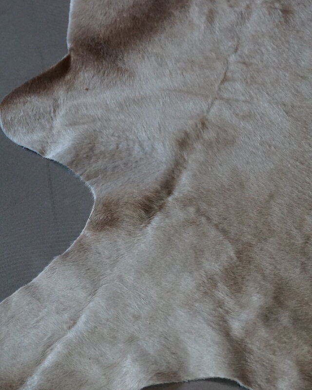 Rene Houtman Koeienhuid Vloerkleed | Beige | L250 x B232 cm