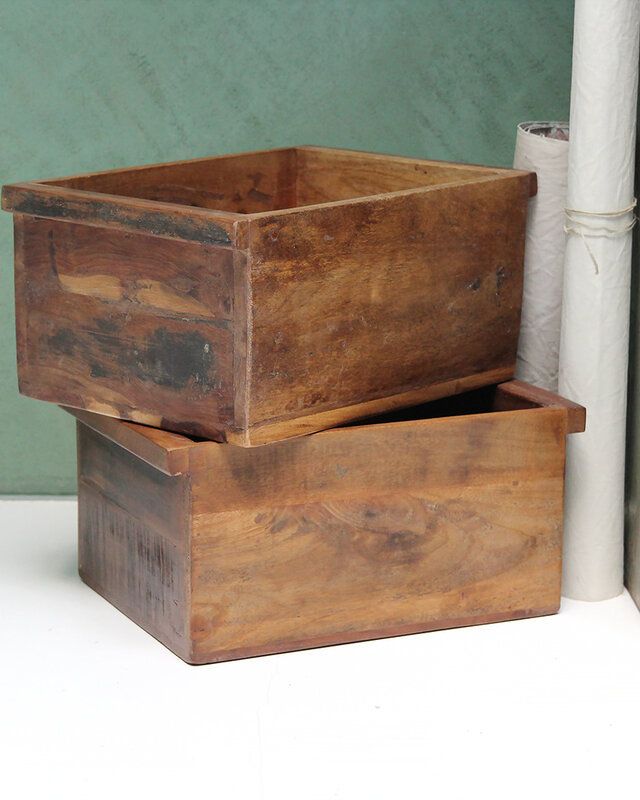 Raw Materials Amsterdam Factory opbergbox - FSC-gecertificeerd gerecycled hout - 42 x 20 x 30 cm