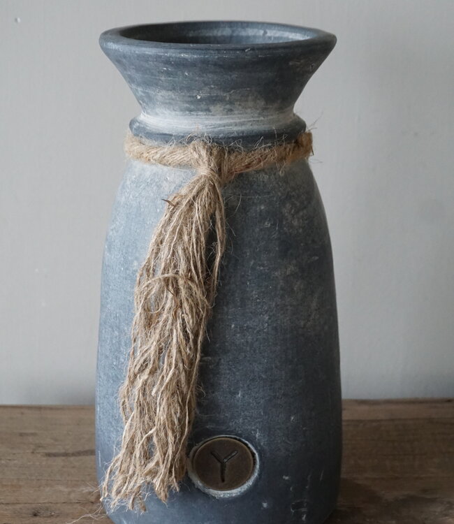 Brynxz Pot Vaas Met Touw | S | Ancient Clay | H25xD13 cm
