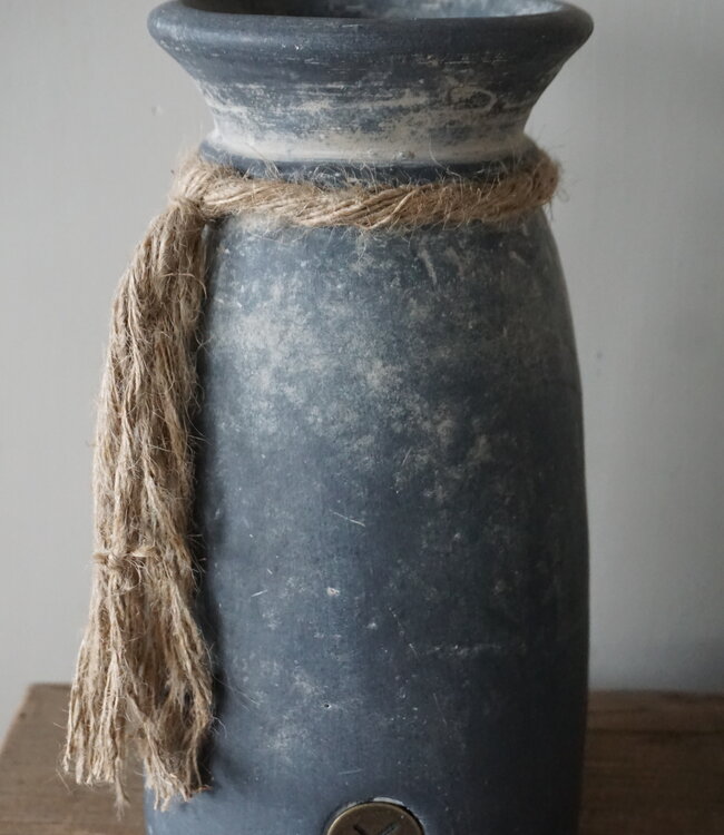 Brynxz Pot Vaas Met Touw | M | Ancient Clay | H30xD15 cm