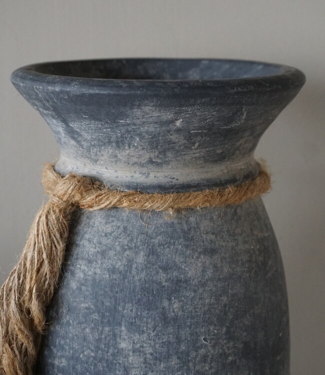 Brynxz Pot Vaas Met Touw | L | Ancient Clay | H35xD16 cm