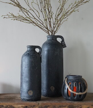 Brynxz Vaas Fles Met Oor | L | Basalt | H46 x D19 cm