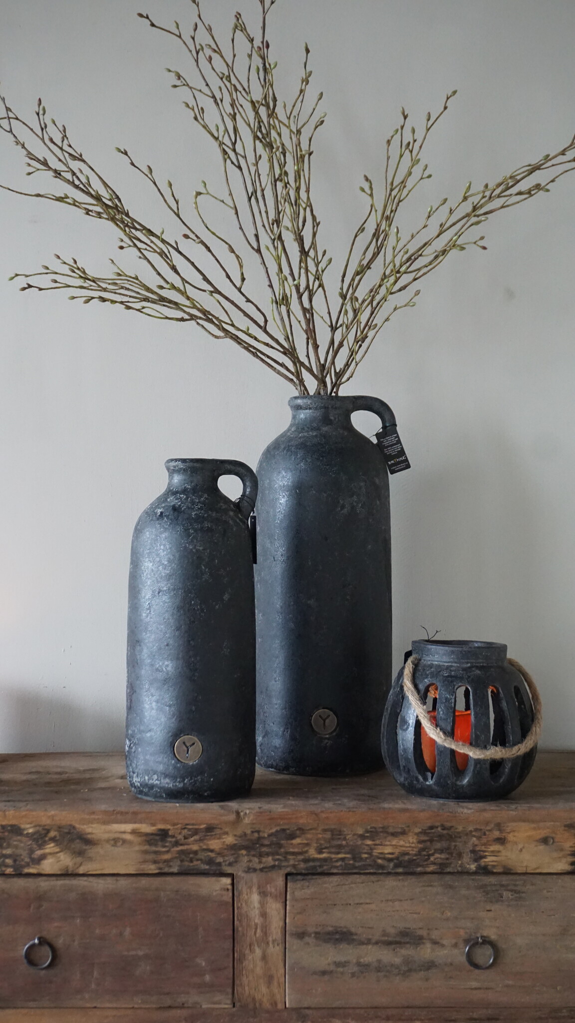 Brynxz Vaas Fles Met Oor | L | Basalt | H46 x D19 cm