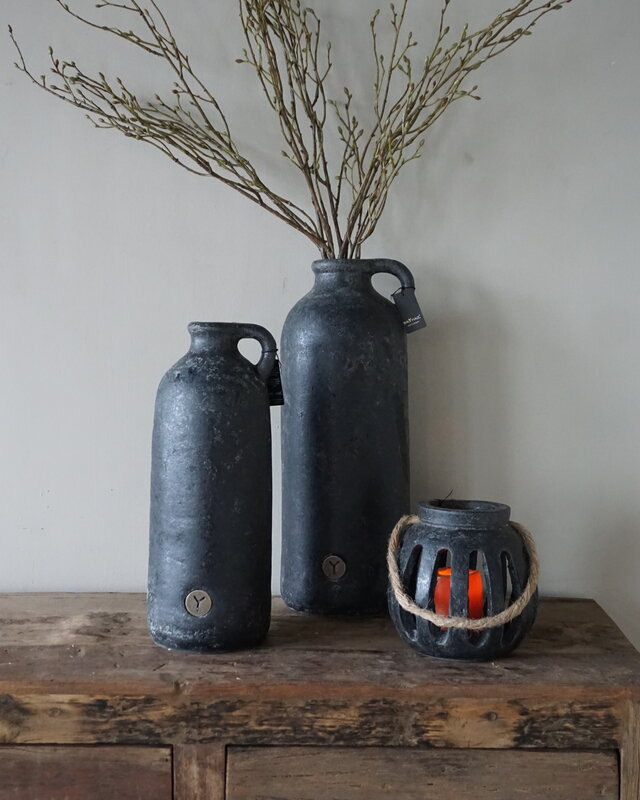 Brynxz Vaas Fles Met Oor | M | Basalt | H38 x D15 cm