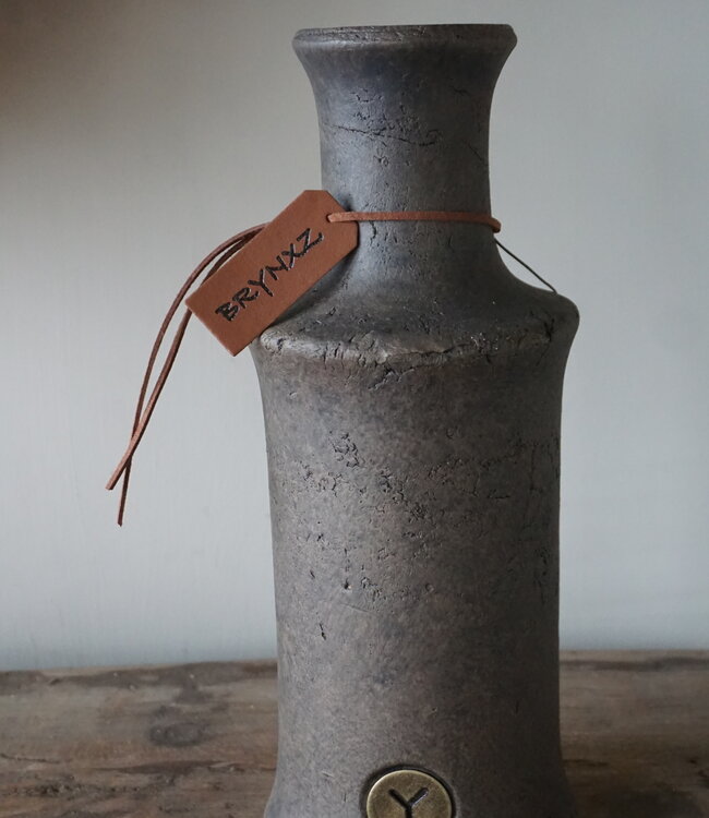 Brynxz Vaas Fles Met Hals | Majestic Brown | H31 x D13 cm