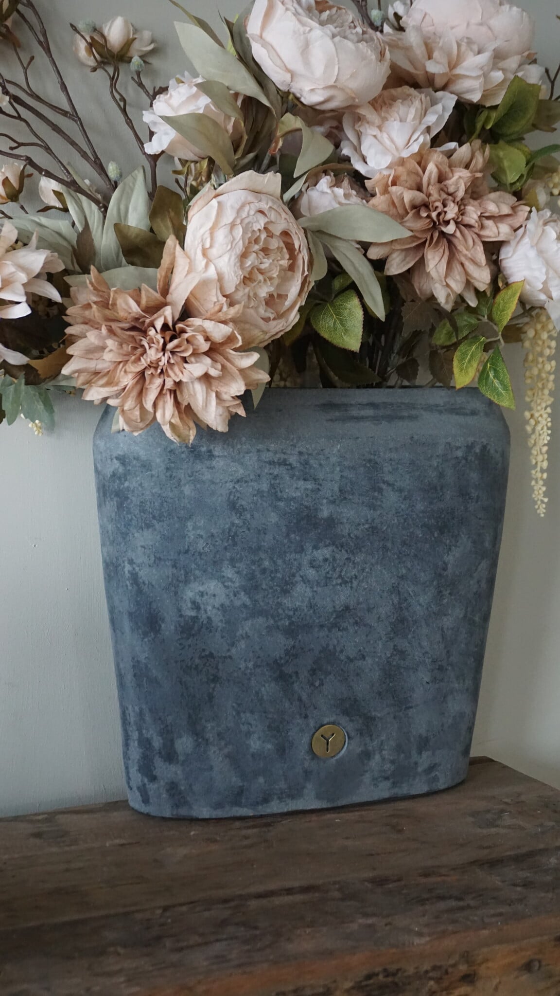 Brynxz Plantenbak Ovaal | Stone Black | H35xB34xD15 cm