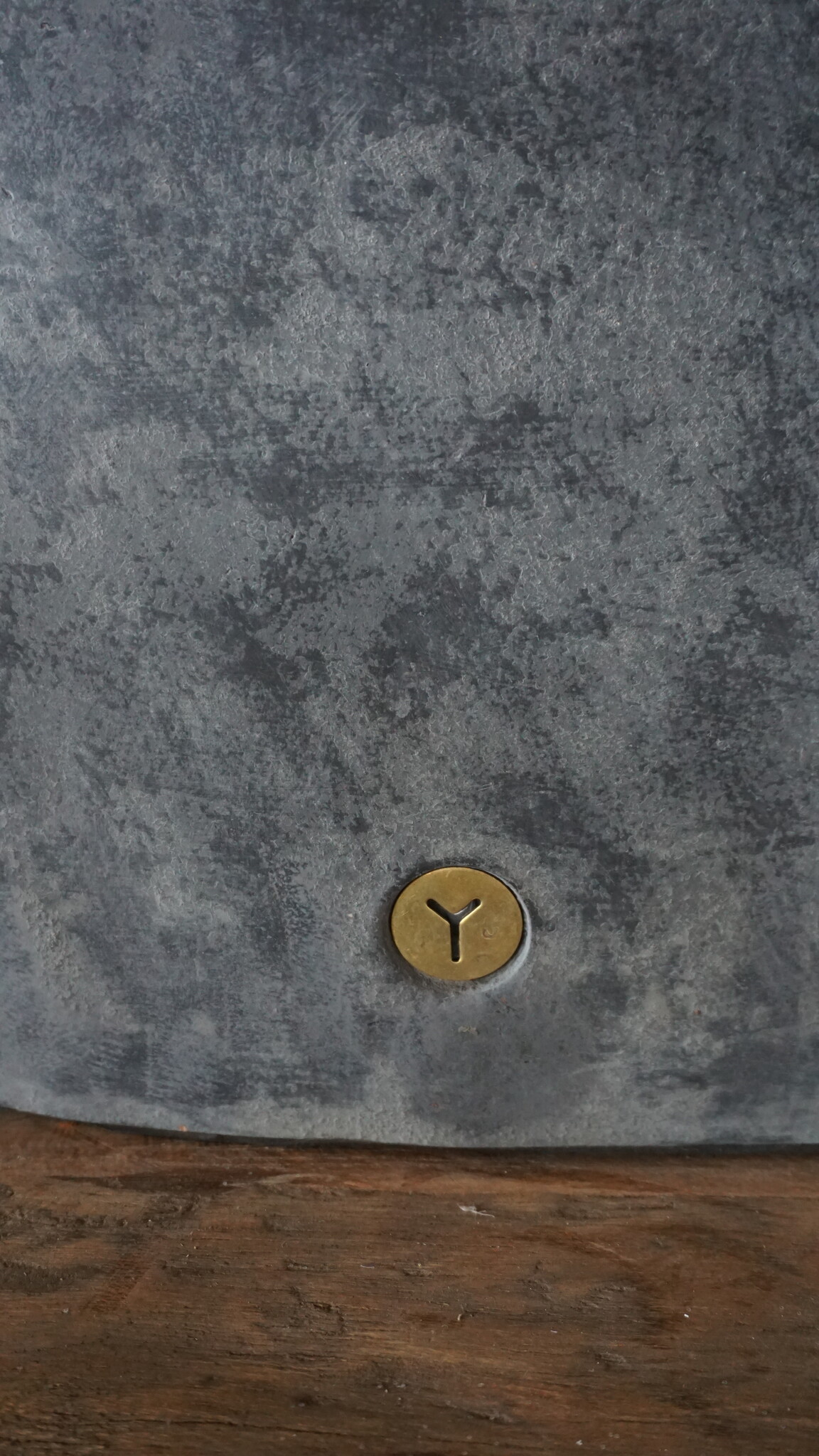 Brynxz Plantenbak Ovaal | Stone Black | H35xB34xD15 cm