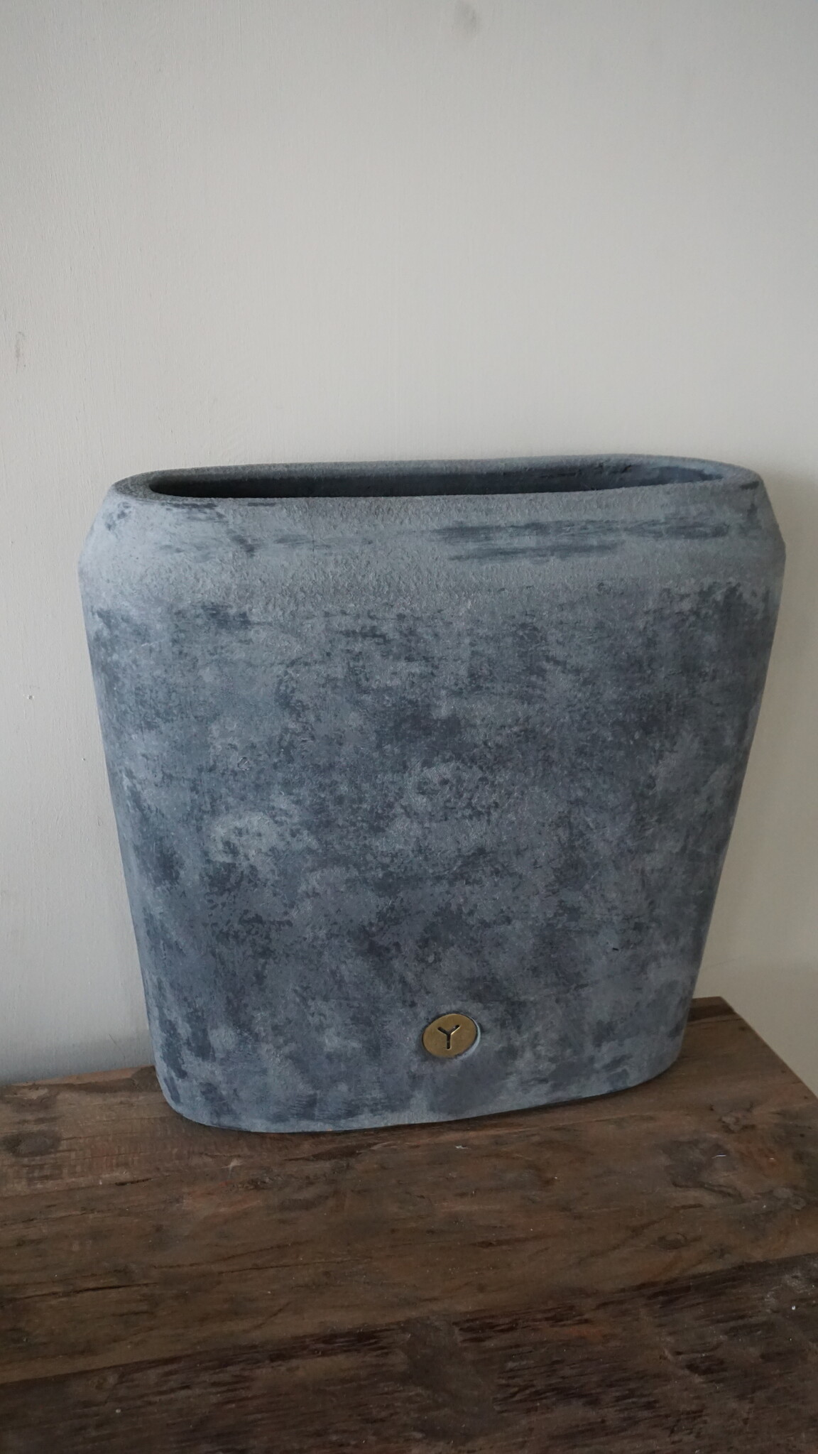 Brynxz Plantenbak Ovaal | Stone Black | H35xB34xD15 cm