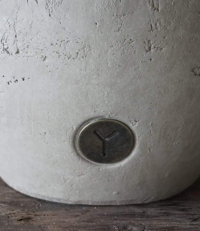 Brynxz Vaas Met 2 Oren | Majestic Taupe | H40 x D19 cm