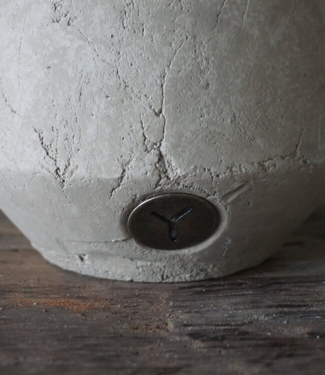 Brynxz Vaas Fles Basic | Majestic Taupe | H28 x D16 cm