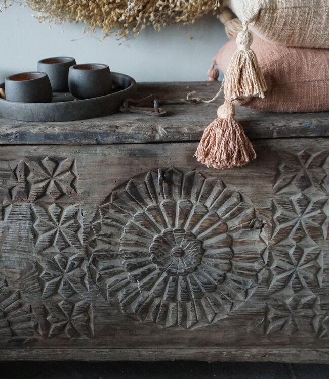 Rene Houtman Himalaya Oud Houten Kist | India | H66 x B111 x D46 cm