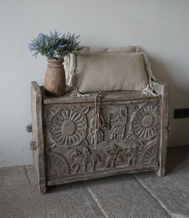 Rene Houtman Himalaya Oud Houten Kist | India | H58,5 x B85 x D40 cm